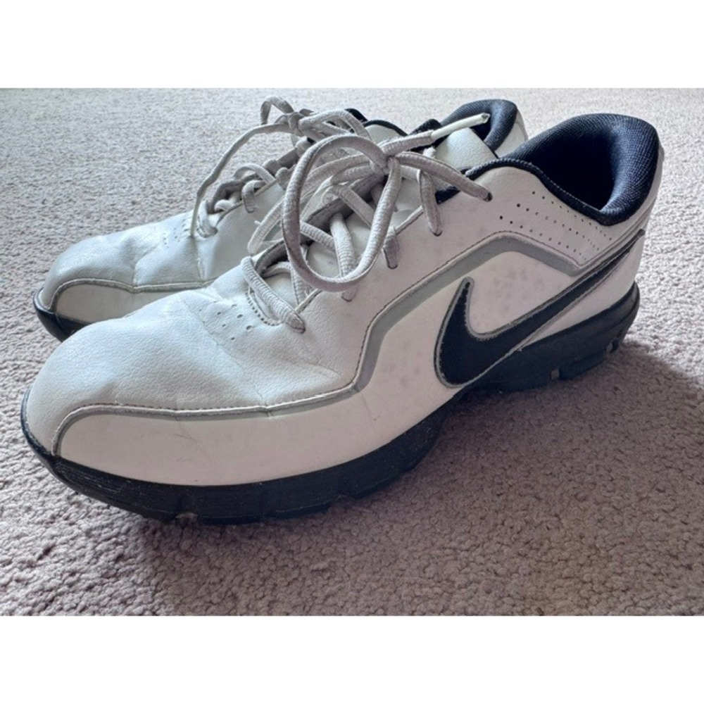 Nike Heritage III Golf Shoes Mens 9.5 White Black Leather Spiked 418561-101